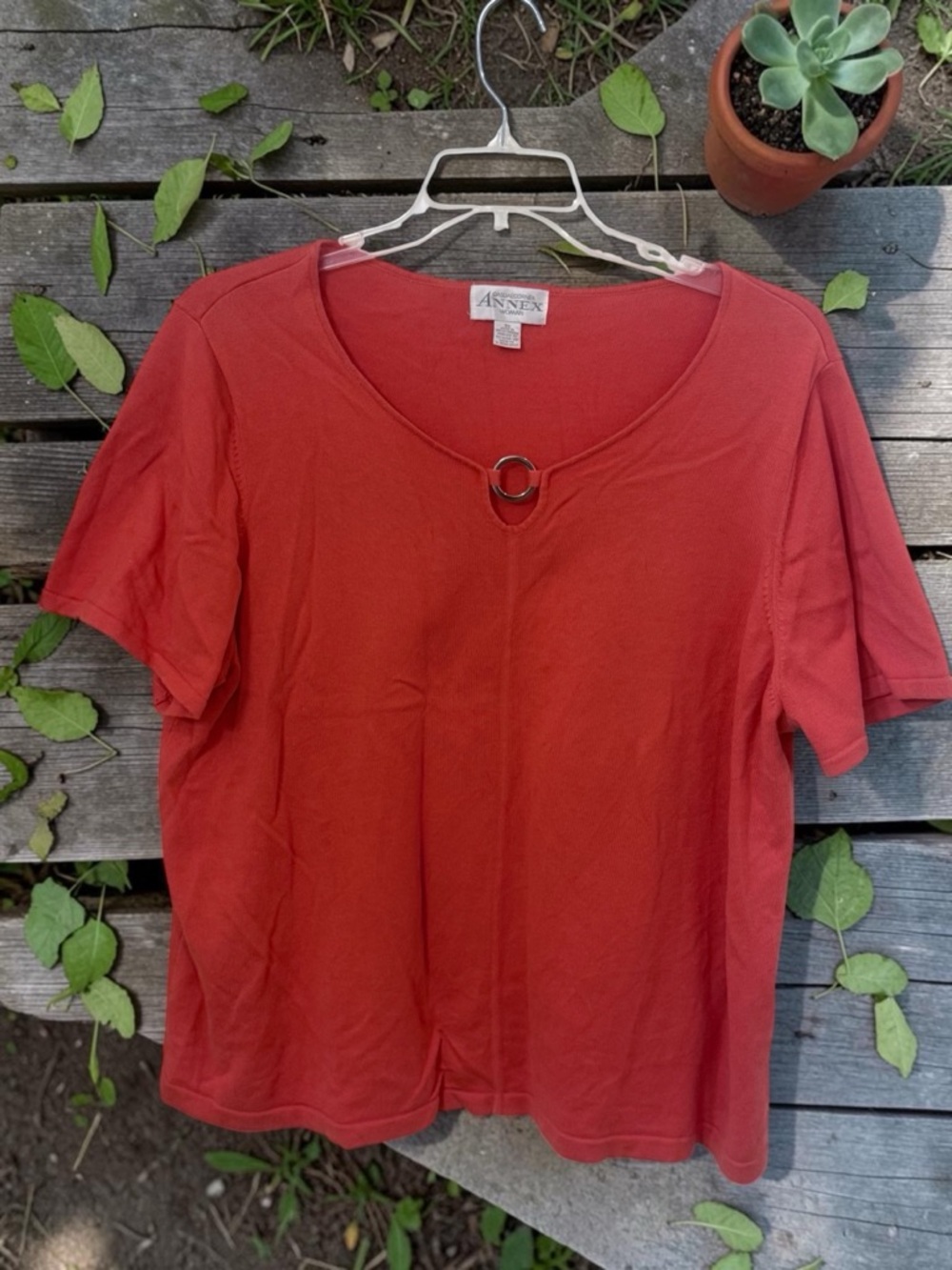ANNEX Women's Rust Short-Sleeve Ring-Front Tee